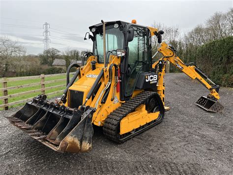 jcb 1cx tracked compact backhoe-loader|jcb 1cxt backhoe loader price.